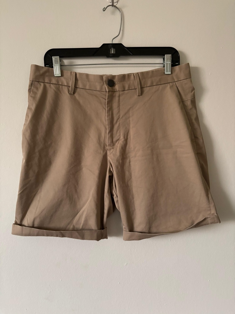 Banana Republic Men's Flat-Front Chino Shorts - Taupe